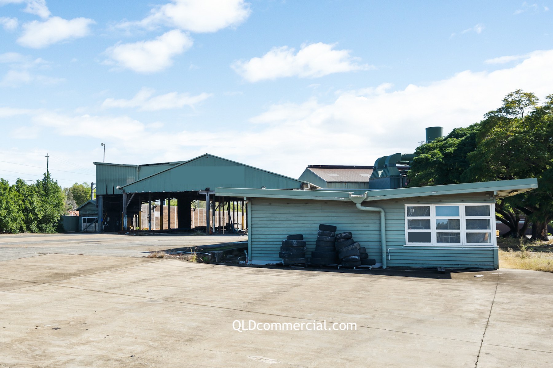Multiple Warehouses & Hardstand