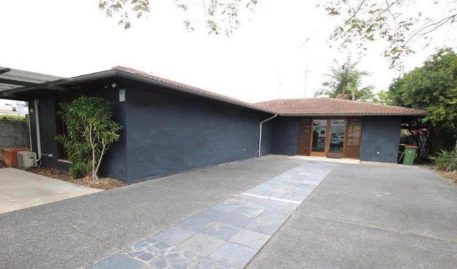 Commercial House, Main Road Exposure