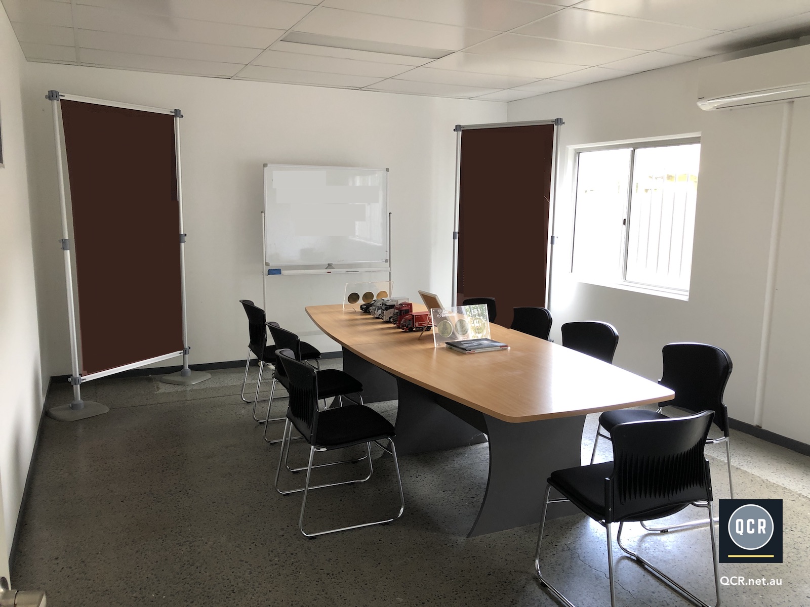 Showroom with Sales Yard